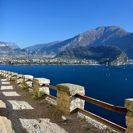 Appartamento Riva Del Garda Buitenkant foto