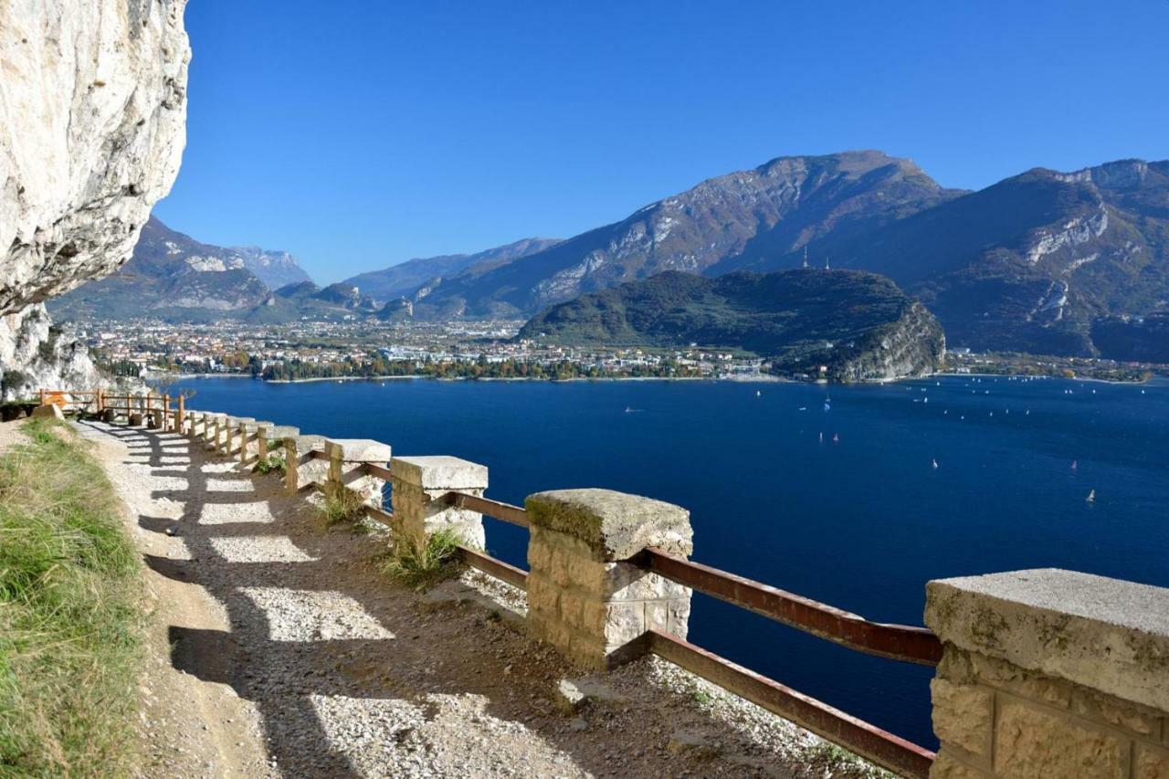 Appartamento Riva Del Garda Buitenkant foto